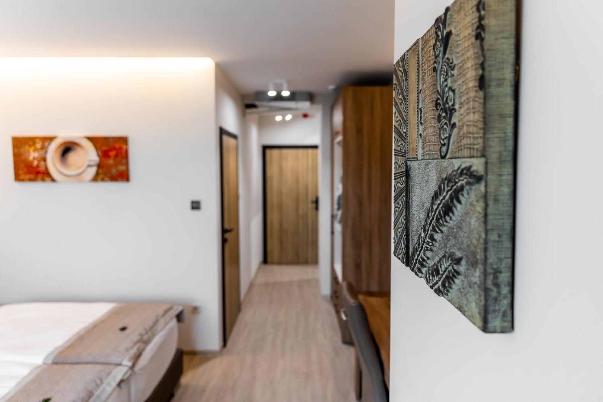 לינה וארוחת בוקר מישקולץ Mokka House Panzio מראה חיצוני תמונה
